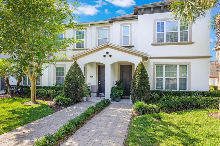 Property Photo:  11933 Water Run Alley  FL 34786 