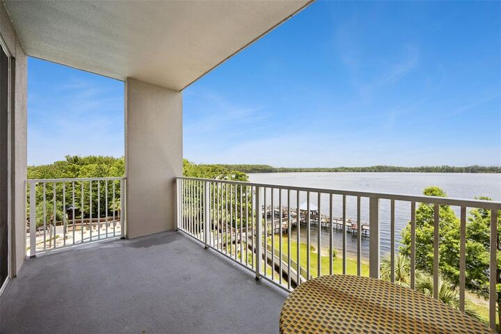 Property Photo:  13427 Blue Heron Beach Drive 301  FL 32821 