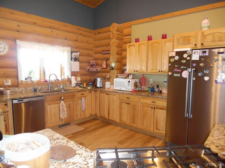 Property Photo: 38325 US 41 Highway MI 49916