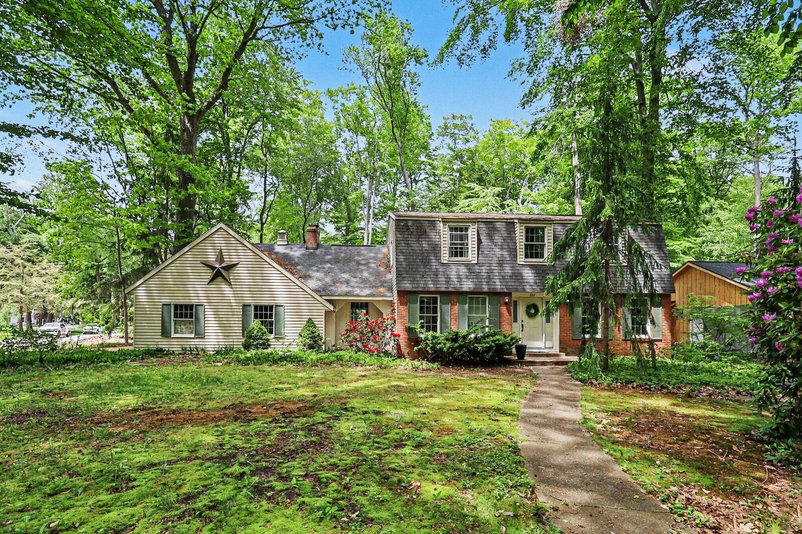 Property Photo:  280 Portchester Road  MI 49424 