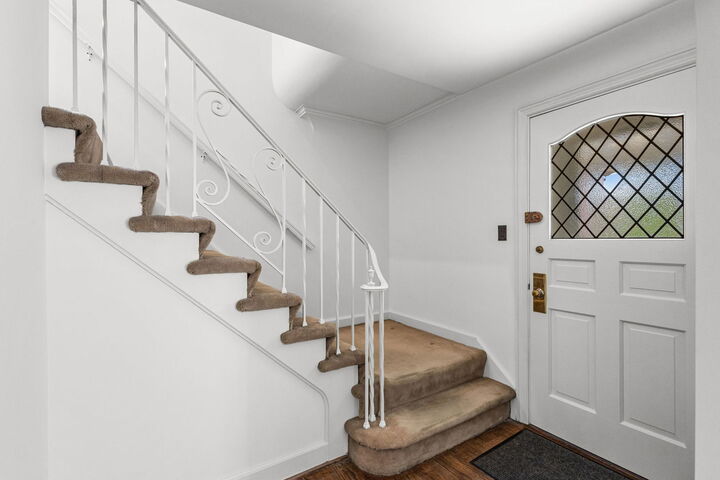 Property Photo: 1619 N New England Avenue IL 60707