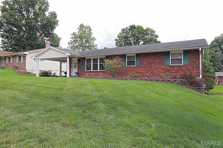 Property Photo:  2415 Melrose Avenue  MO 63701 