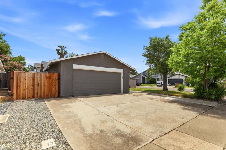 Property Photo:  7310 Sunwood Way  CA 95621 
