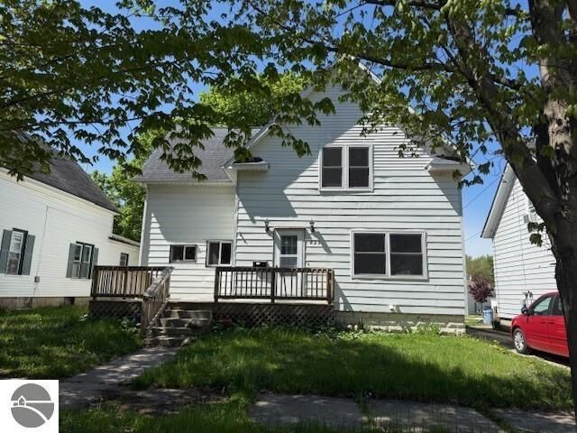 Property Photo: 825 Wallace Street MI 49601