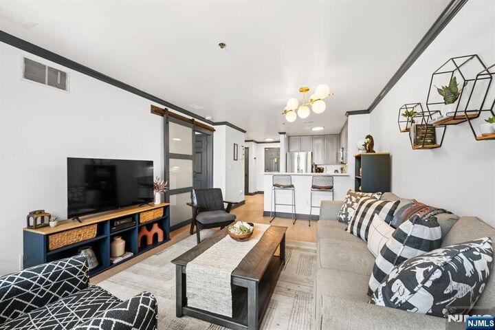 Property Photo:  24 Ave At Port Imperial B37  NJ 07093 