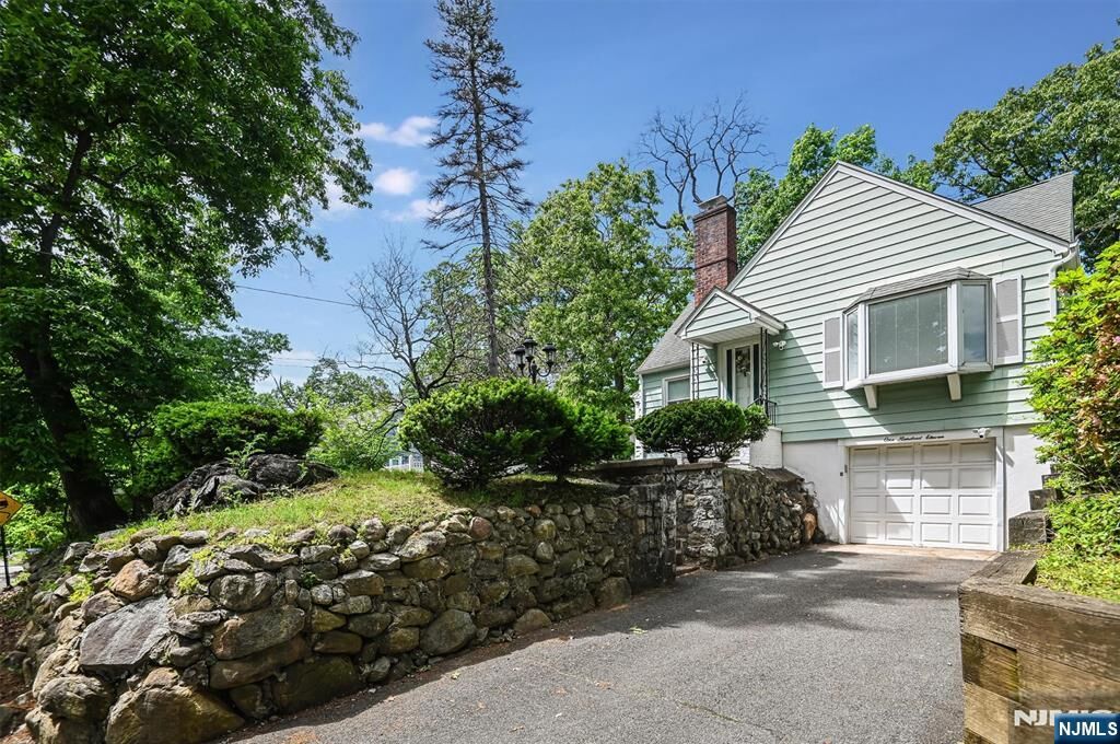 Property Photo:  111 Jackson Avenue  NJ 07470 