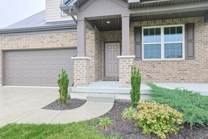 Property Photo:  400 Champagne Lane  KY 41094 