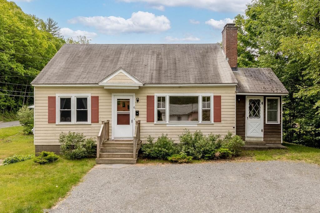 Property Photo:  6 Sycamore Street  VT 05301 