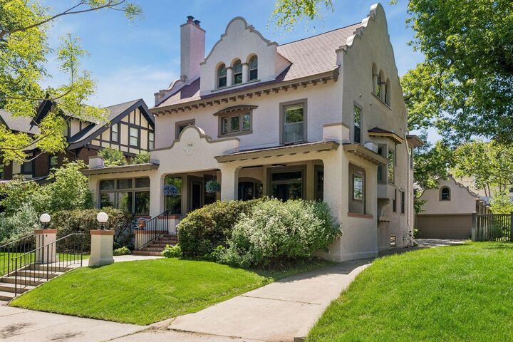 Property Photo:  1918 Humboldt Avenue S  MN 55403 