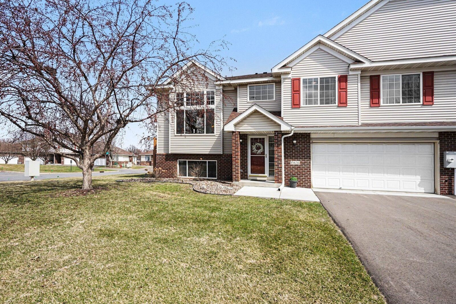 Property Photo:  15636 Chasewood Court  MN 55068 