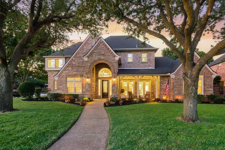 Property Photo:  200 Mill Wood Drive  TX 76034 