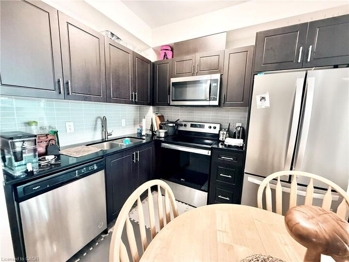 Property Photo:  128 King Street N 911  ON N2J 0E9 