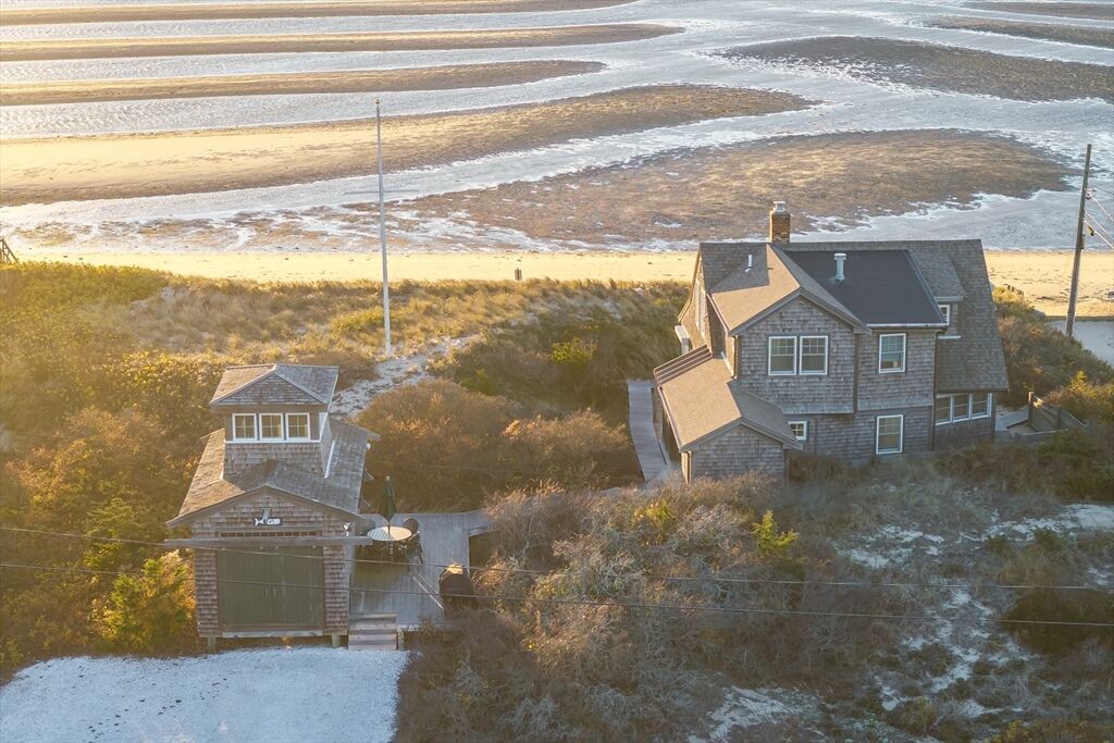 Property Photo:  1145 Kingsbury Beach Rd  MA 02642 