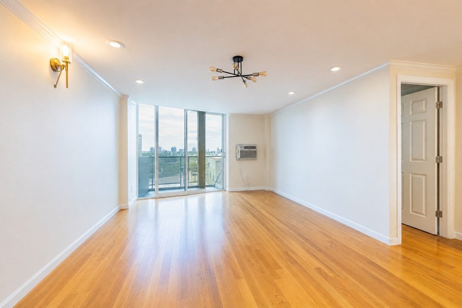 Property Photo:  19 Winchester 806  MA 02446 