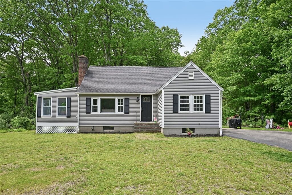 Property Photo:  18 Carleton Rd  MA 01542 