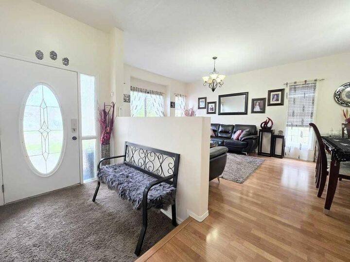 Property Photo:  301 3 Avenue NE  AB T0G 2A2 