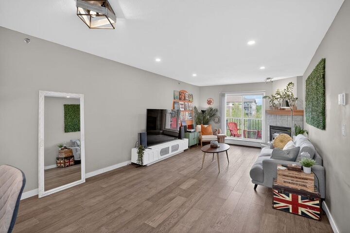 Property Photo:  1415 17 Street SE 305  AB T2G 3V3 