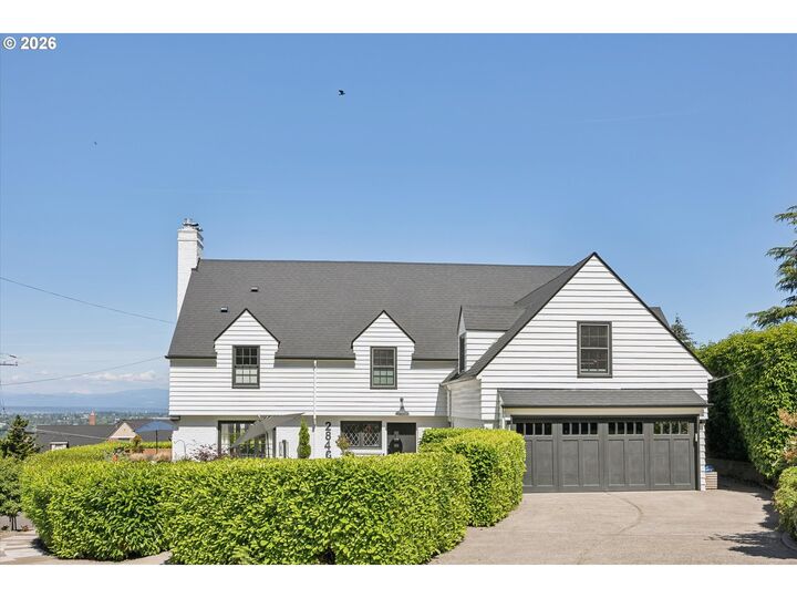 Property Photo:  2846 NW Cumberland Rd  OR 97210 