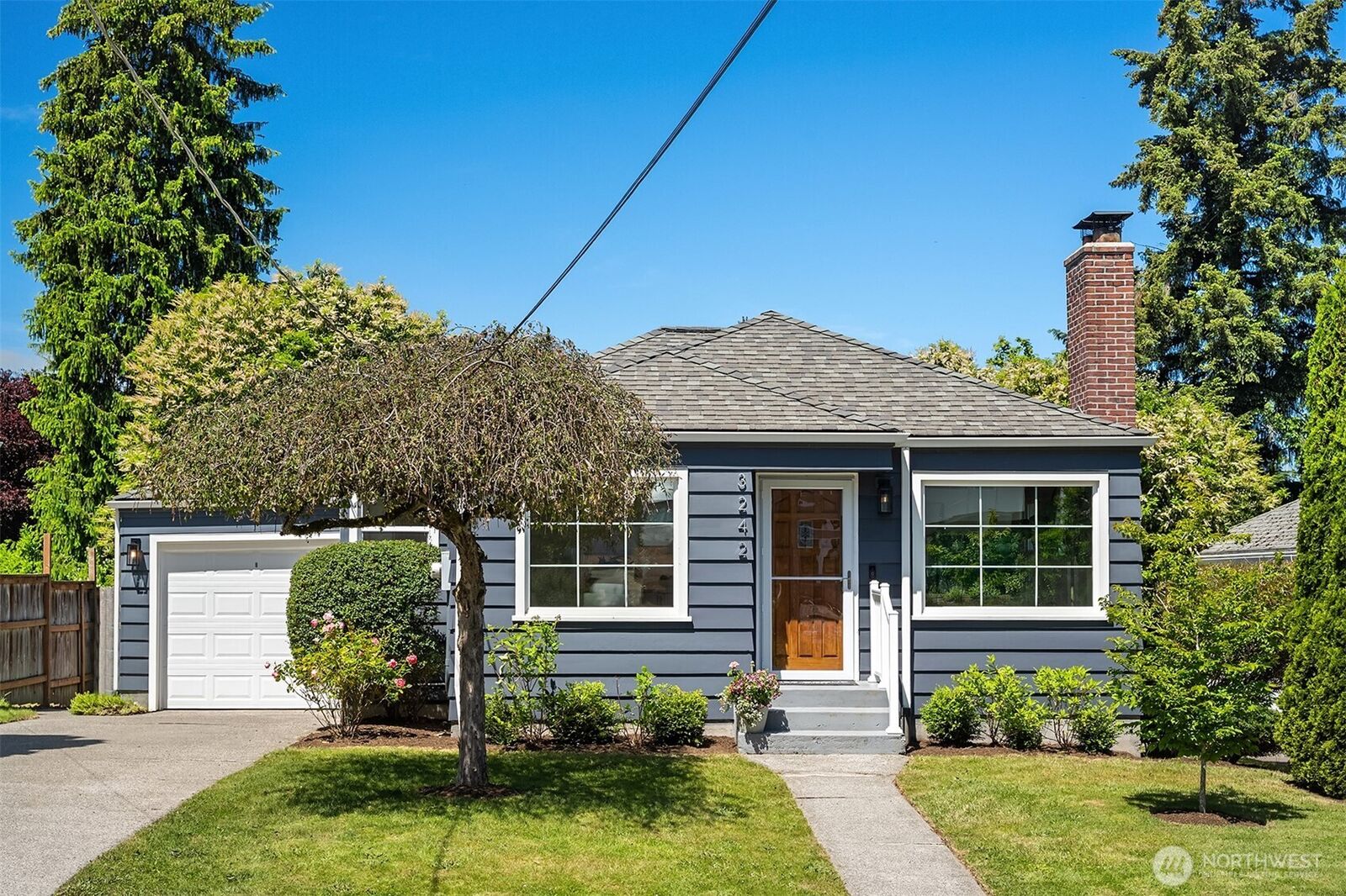 Property Photo:  3242 NE 98th Street  WA 98115 