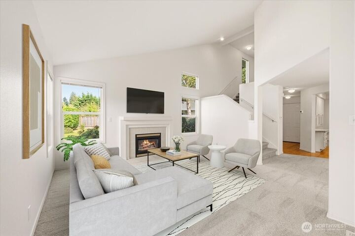 Property Photo: 4726 NE 18th Pl B WA 98059