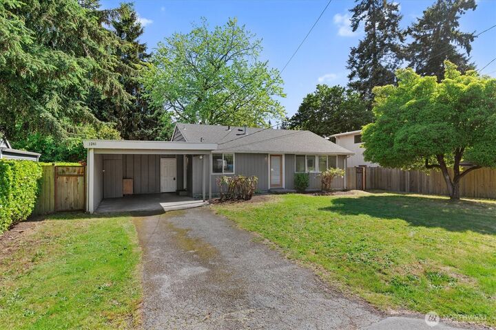 Property Photo:  1241 N 172nd Street  WA 98133 