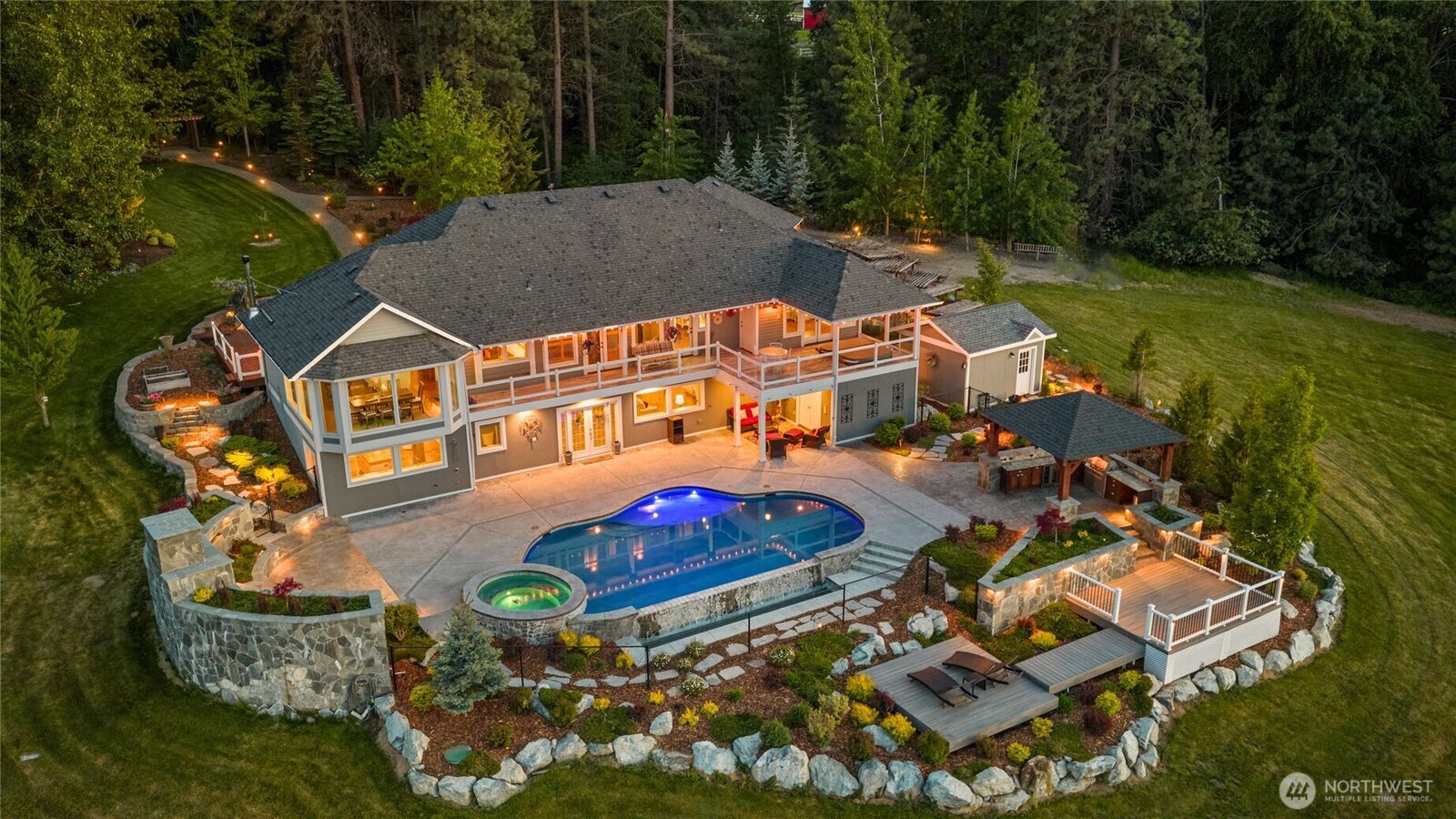 Property Photo: 6521 Upper Peoh Point Road WA 98922