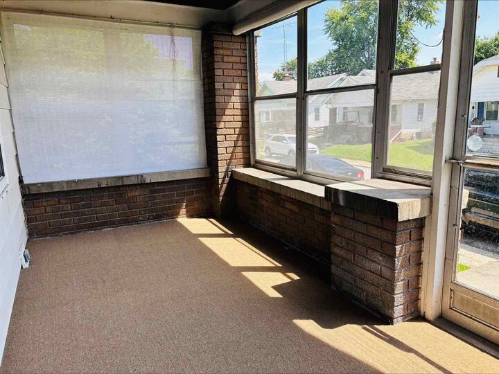 Property Photo: 1809 Boulevard Place IN 47331