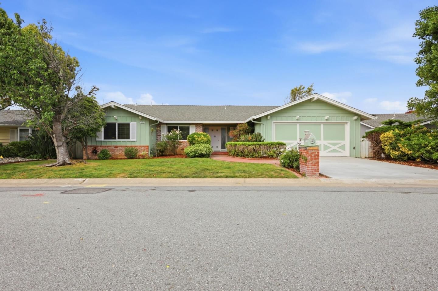 Property Photo: 3028 Greenoak Court CA 94403
