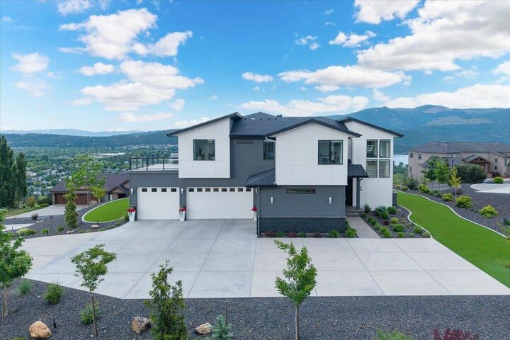 Property Photo:  175 N Chief Garry Dr  WA 99019 