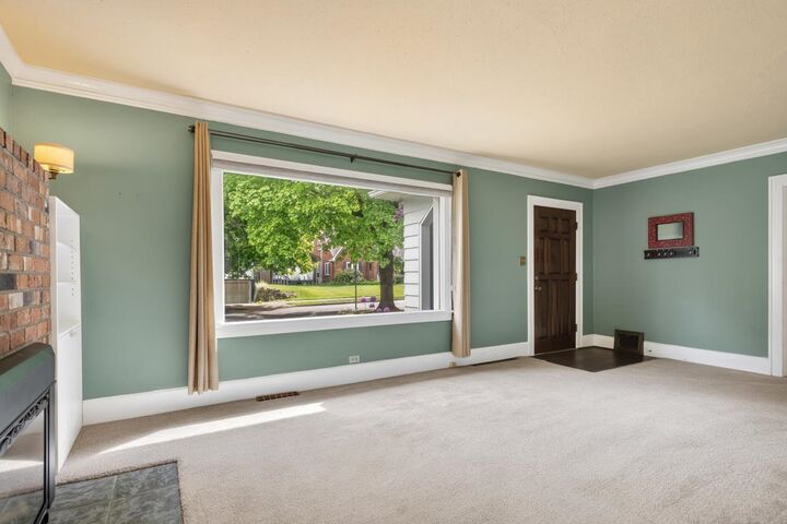 Property Photo: 1017 E 17th Ave WA 99203