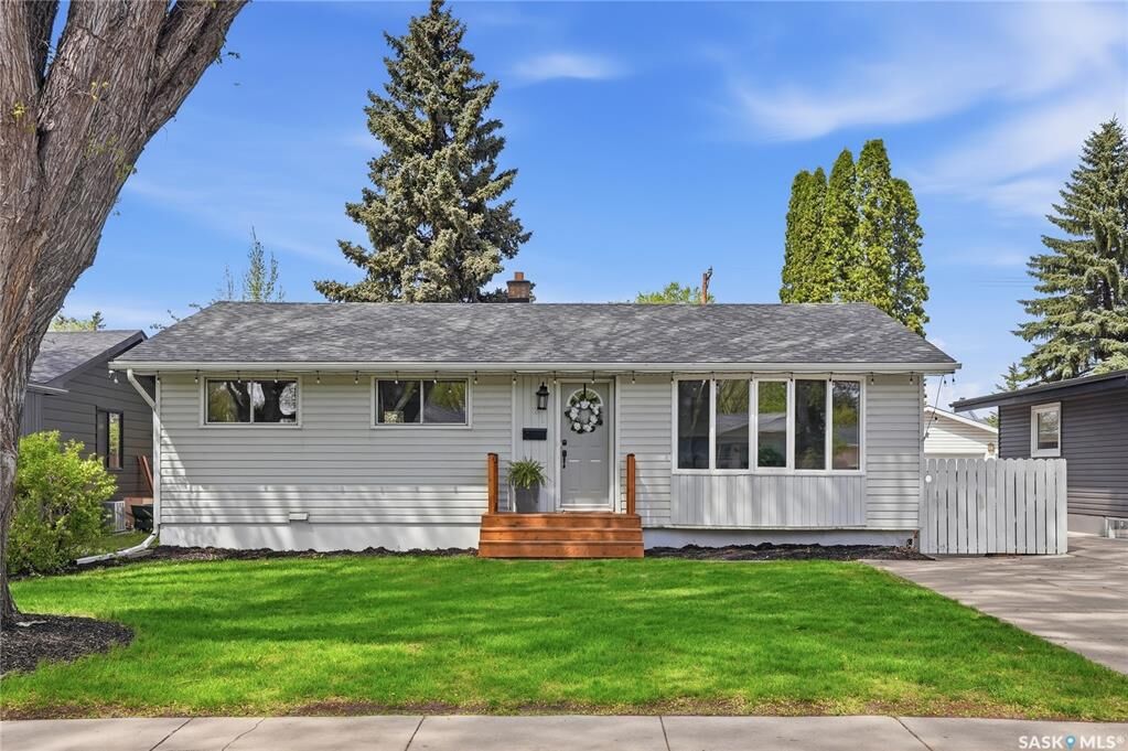 Property Photo:  21 Potter Crescent  SK  