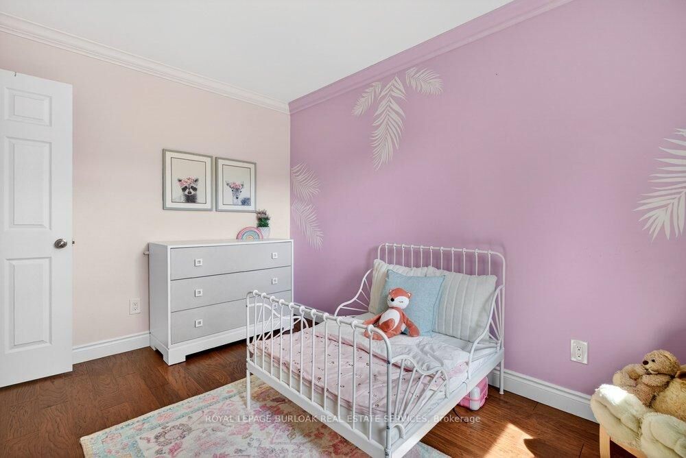 Property Photo: 758 Francis Road ON L7T 4A3