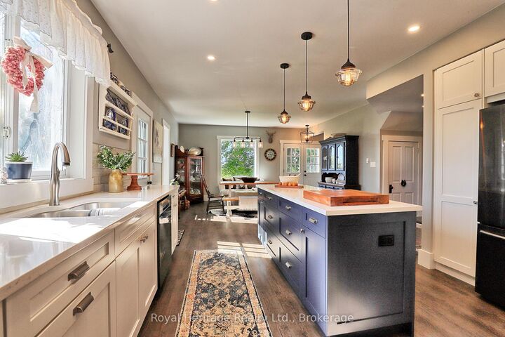 Property Photo: 140 Robin Road ON K0M 1G0
