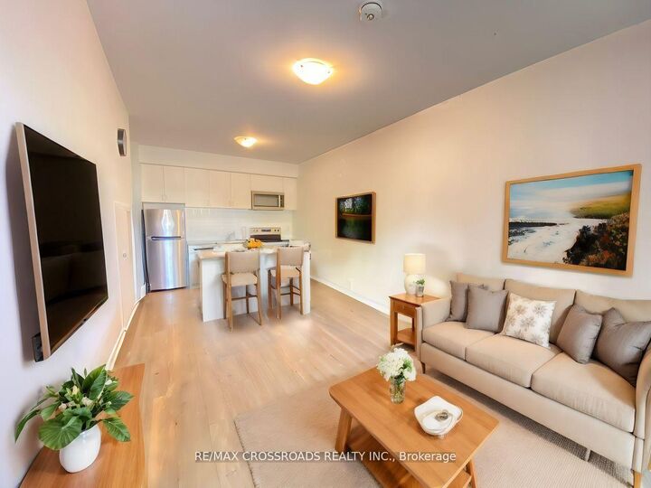 Property Photo: 1720 Simcoe Street N 5 ON L1G 4X9