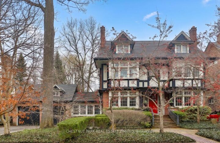 Property Photo: 127 Roxborough Drive ON M4W 1X5