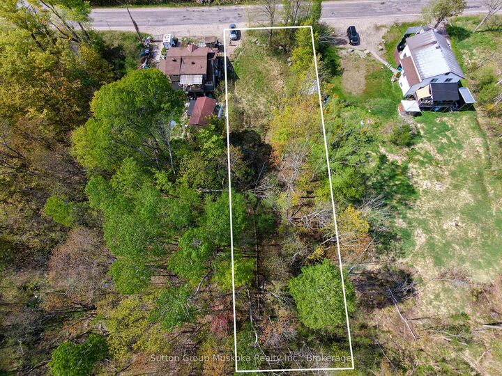 359 Town Line Road W — photo 1
