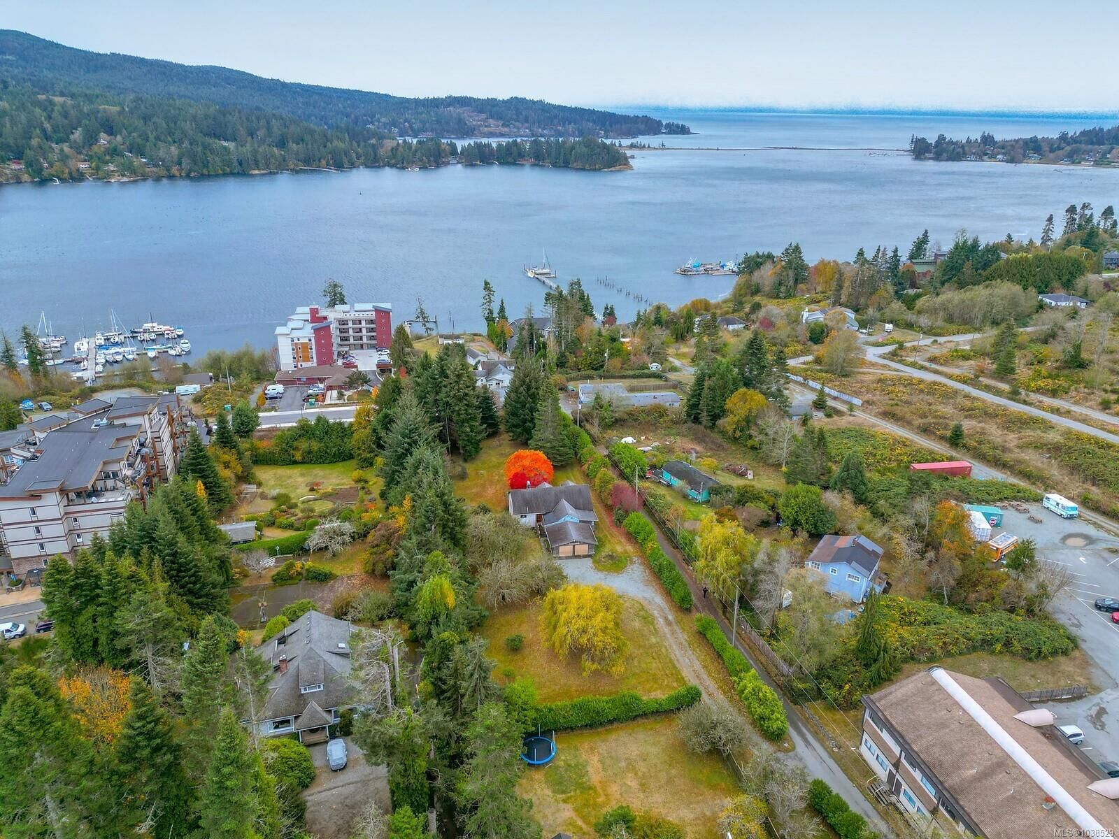 Property Photo: 6613 Sooke Rd BC V9Z 0A7