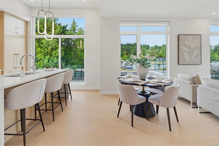 Property Photo:  5229 Cordova Bay Rd #Ph 403  BC V8Y 2L1 