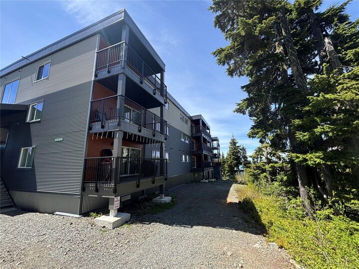 695 Castle Crag Cres #106 — photo 1