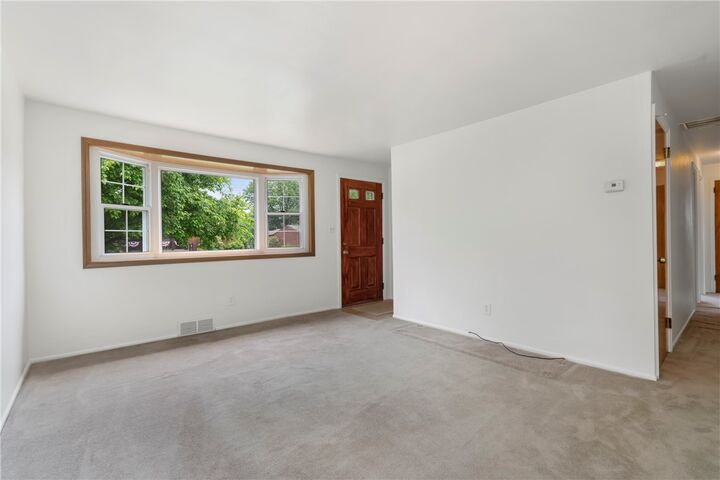 Property Photo:  250 Burch Dr  PA 15108 