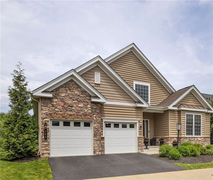 Property Photo:  303 Jefferson Ln  PA 16066 