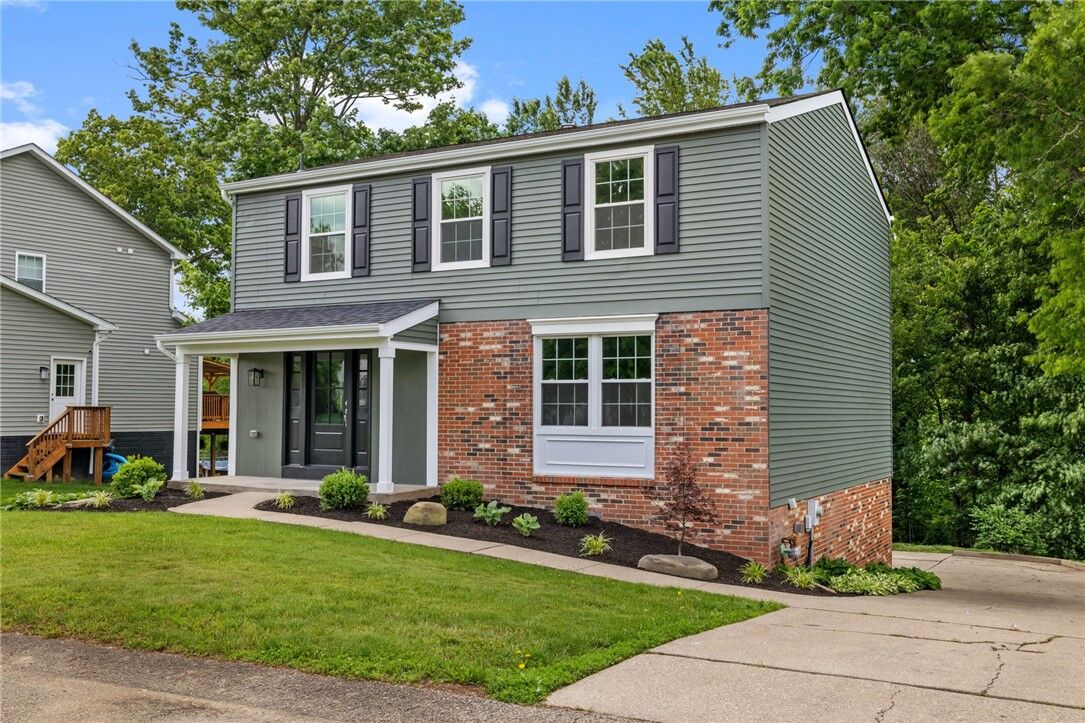 Property Photo: 208 Lochinver Dr PA 15108