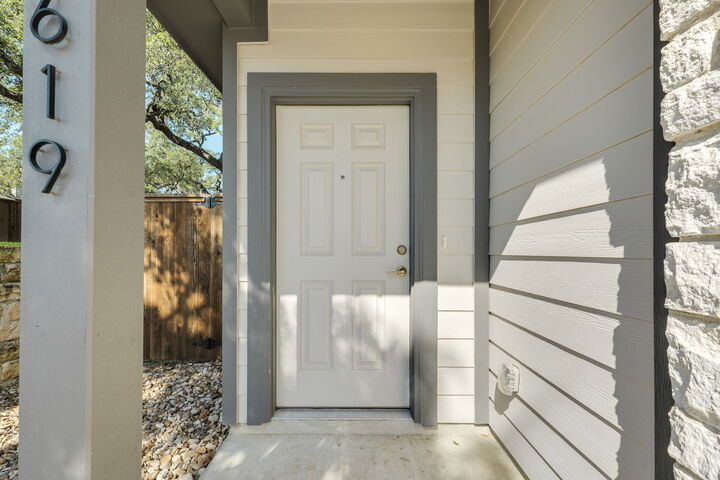 Property Photo: 619 Parkline Drive TX 78626