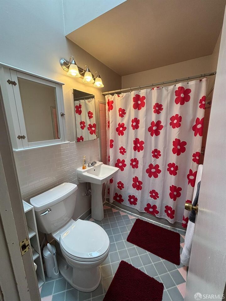 Property Photo:  274 Mangels Avenue  CA 94127 