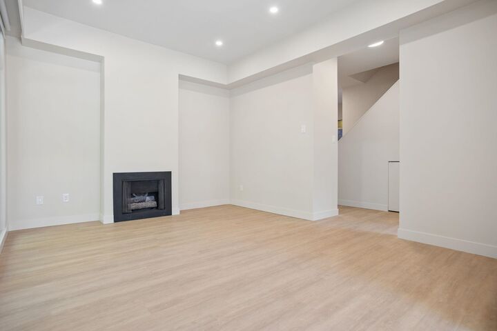 Property Photo:  1060 Cypress Street  BC V6J 3K5 