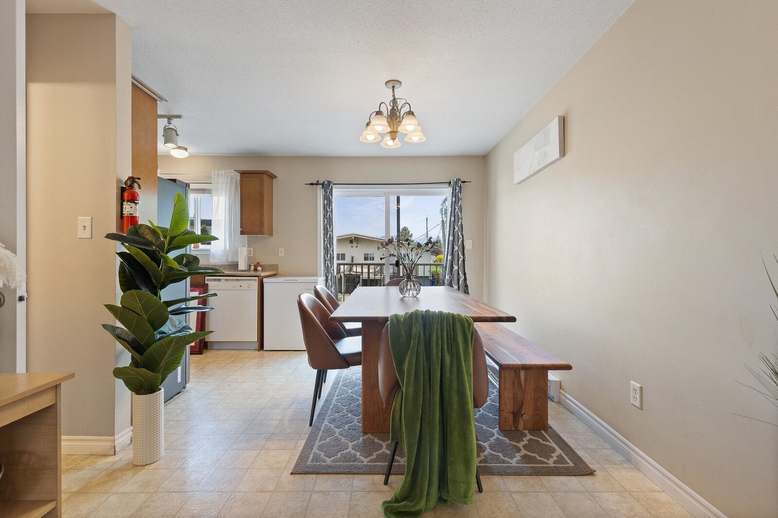 Property Photo: 46345 Princess Avenue 3 BC V2P 2B2