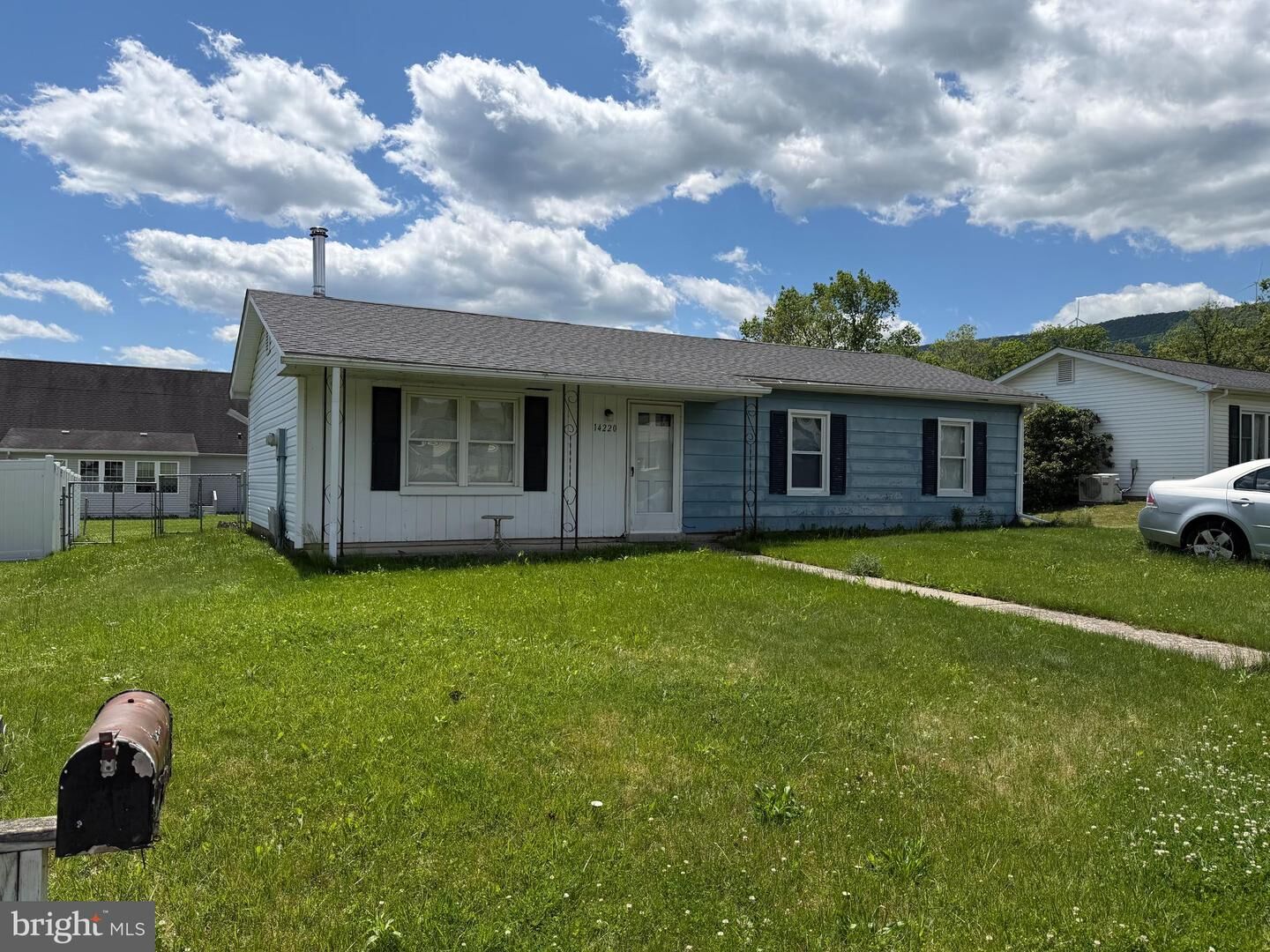 Property Photo:  14220 Oak View Drive SW  MD 21502 