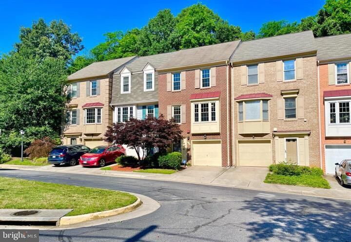 Property Photo: 154 Washington Street VA 22125