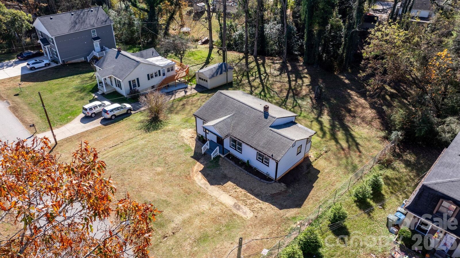 Property Photo:  204 22nd Avenue NE  NC 28601 