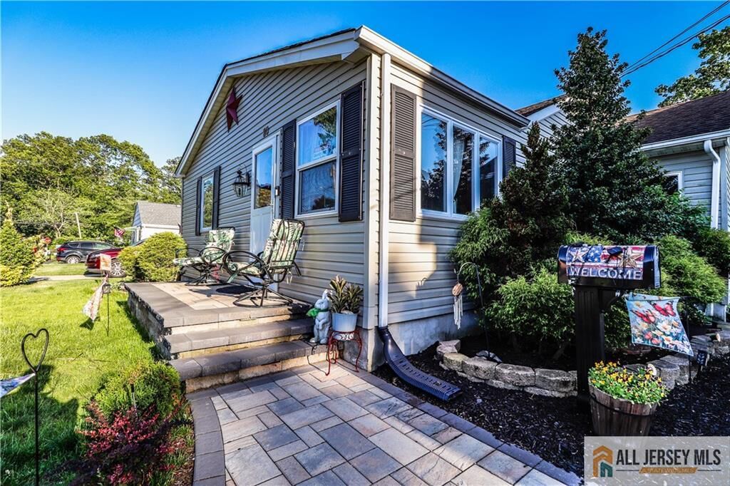 Property Photo: 80 Elm Street NJ 08884